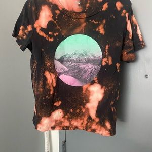 Levi’s cropped t-shirt